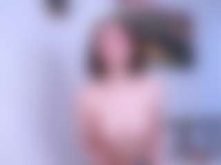 CarryPietras's Live Sex Cam Show
