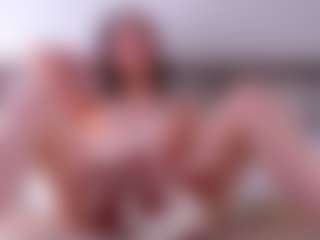 CarryPietras's Live Sex Cam Show