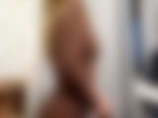 CristalHutchen's Live Sex Cam Show