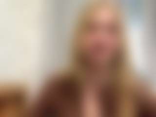 Live cam show with CristalHutchen - Lovense on fuck-show.com