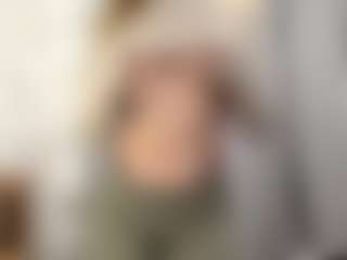 CristalHutchen's Live Sex Cam Show