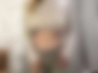 CristalHutchen's Live Sex Cam Show