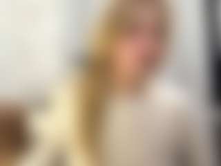 Live cam show with CristalHutchen - Small Tits on galaxygirlnitro.com
