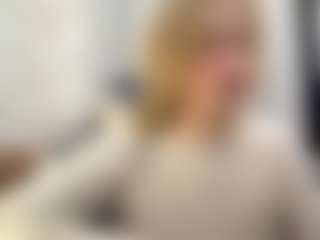 Live cam show with CristalHutchen - Bikini on galaxygirlnitro.com