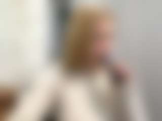 CristalHutchen's Live Sex Cam Show