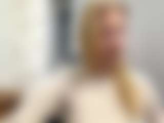 Live cam show with CristalHutchen - Facial Piercings on Fapmatic.com