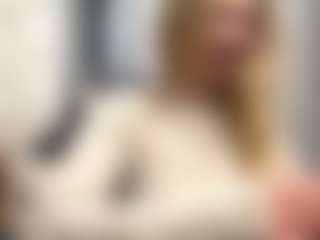 CristalHutchen's Live Sex Cam Show