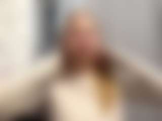 CristalHutchen's Live Sex Cam Show