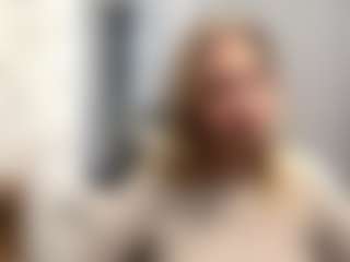 CristalHutchen's Live Sex Cam Show