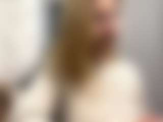 CristalHutchen's Live Sex Cam Show
