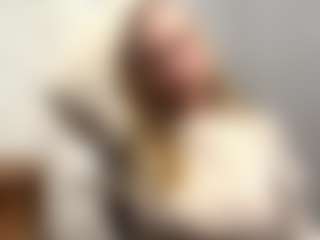 CristalHutchen's Live Sex Cam Show