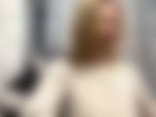 Live cam show with CristalHutchen - Cute on livesexfox.com