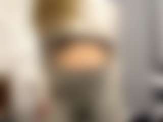 Live cam show with CristalHutchen - Shaved Pussy on instabang