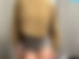 CristalHutchen's Live Sex Cam Show