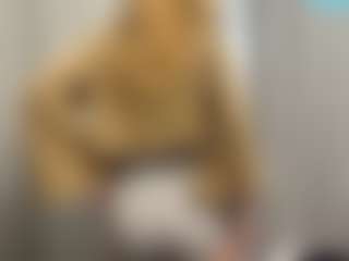 CristalHutchen's Live Sex Cam Show