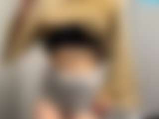 CristalHutchen's Live Sex Cam Show