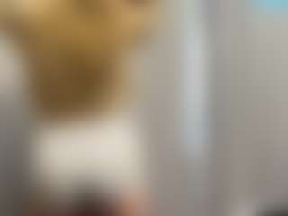 CristalHutchen's Live Sex Cam Show