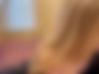 Live cam show with CristalHutchen - Gape on SquirtSoMuch