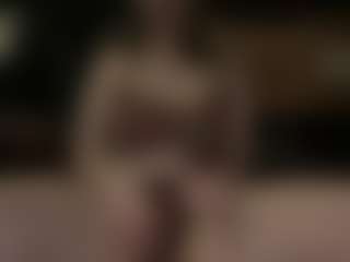 Miss Desires Live-Sex-Cam-Show