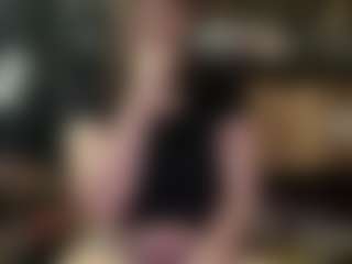 Live cam show with Miss Desire - White Curvy on xblisslive.com | united states