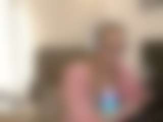 Live cam show with JaniceCerrillo - Lesbian on Milfs Live