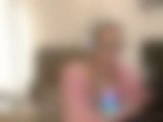 Live cam show with JaniceCerrillo - Joi on UwU Esports