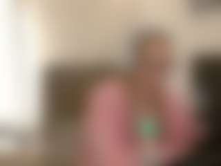 Live cam show with JaniceCerrillo - Spanking on TeamSkeetLive