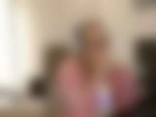Live cam show with JaniceCerrillo - Moaning on livesexfox.com