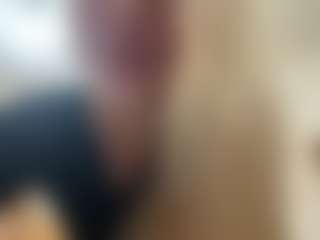Live cam show with Kate - Facial on liverealitysex.com