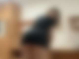 Live cam show with Kate - Facial on Dolls Live