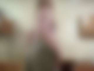 Live cam show with Kate - Kisses on Gym Cam Girls
