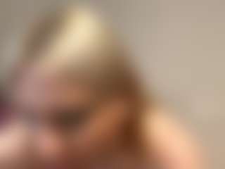 Live cam show with MathildeJustesen - Blonde Hair on Camsoda