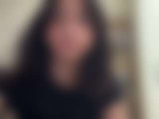 Live cam show with MichaeleHermanson - Brown Eyes on Camming Site