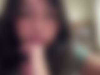 Live cam show with MichaeleHermanson - Latina on CamwithHer