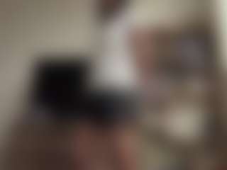 Live cam show with MichaeleHermanson - Butt Plug on Dolls Live