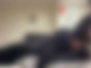 Live cam show with MichaeleHermanson - Bondage on CamClone