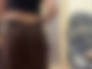 Live cam show with MichaeleHermanson - College on Camsoda