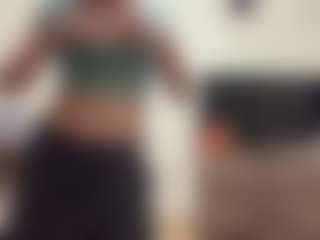 Live cam show with MichaeleHermanson - Hairy Pussy Latina on fuklive.com