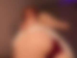 Live cam show with RosettaEsteve - Red Hair Young Adult on Camsoda