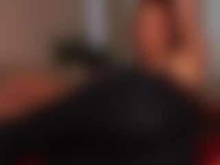 Live cam show with RosettaEsteve - Red Hair on xblisslive.com