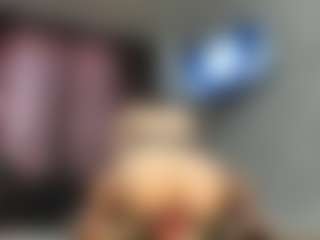 Live cam show with shahinya - Normal on CamClone
