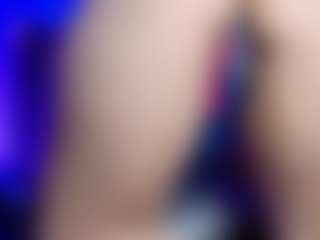 sweet-holly1's Live Sex Cam Show