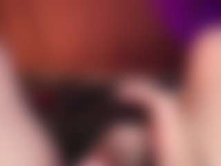 sweet-holly1's Live Sex Cam Show