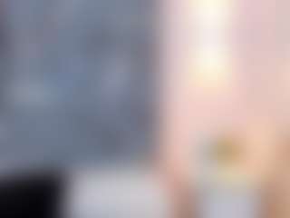 Live cam show with Valery - Petite on SquirtSoMuch | colombia
