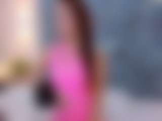 Live cam show with Valery - Small Tits on UwU Esports