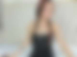 Live cam show with Valery - Spank on CamClone