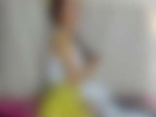 Live cam show with Valery - Brown Hair on Chatstar