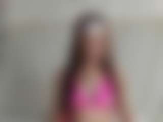 Live cam show with Valery - Small Tits on wildcum.com