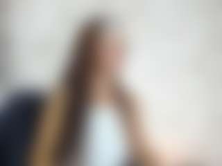 Live cam show with Valery - Brown Hair on Mixed Magazine Live