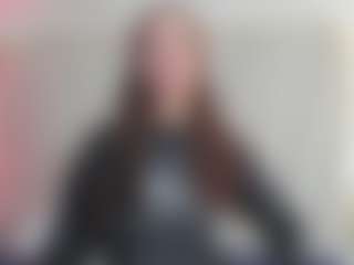 Live cam show with Valery - Fingering on Milfs Live